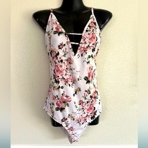 Cute onesie! Size XL